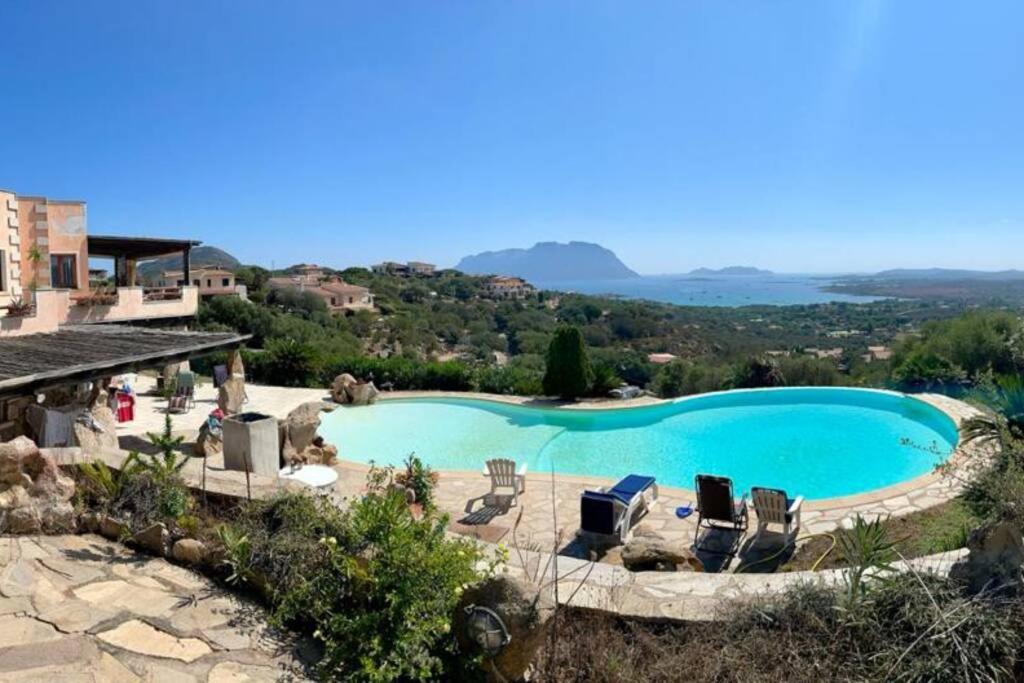 Villa And Pool Tavolara View Porto Istana Kültér fotó